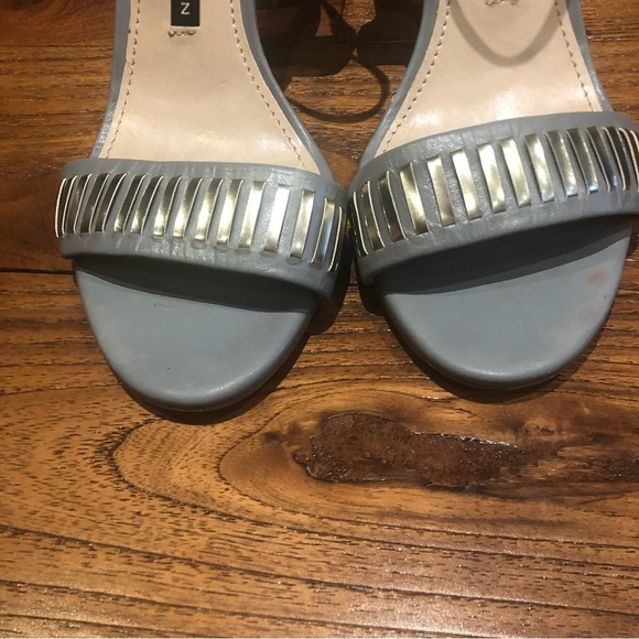 French connection studded high heel sandals size 7 grey/silver grommet details - Picture 4 of 15